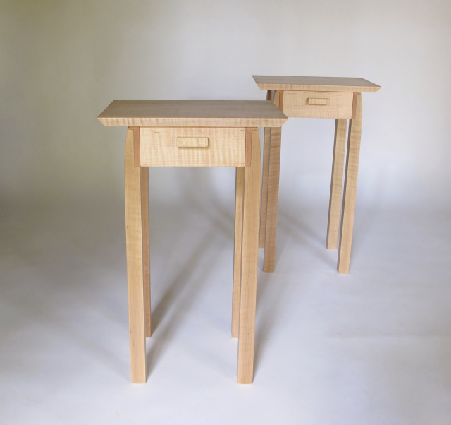 A pair of end tables with drawer storage. Small, narrow end tables for your bedside tables, accent tables or small space decorating. Pictured here in Modern Tiger Maple